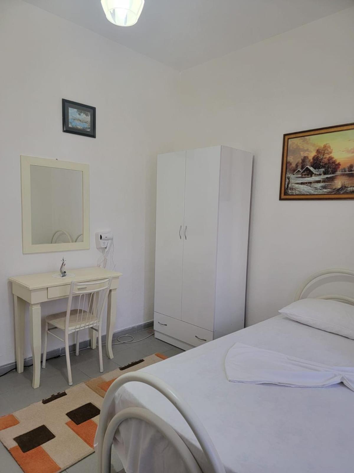 Vila Islami Durrës Exterior foto