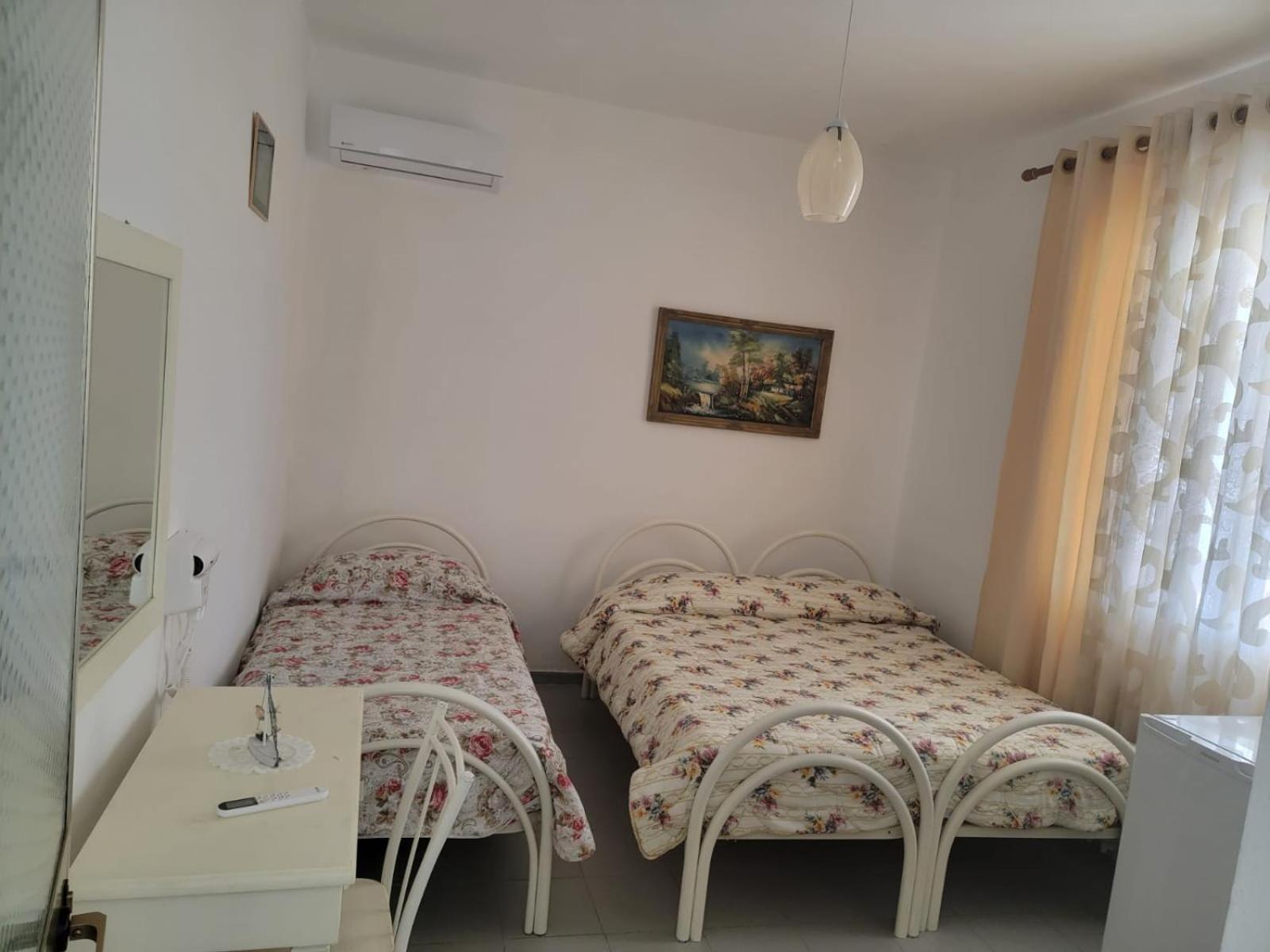 Vila Islami Durrës Exterior foto