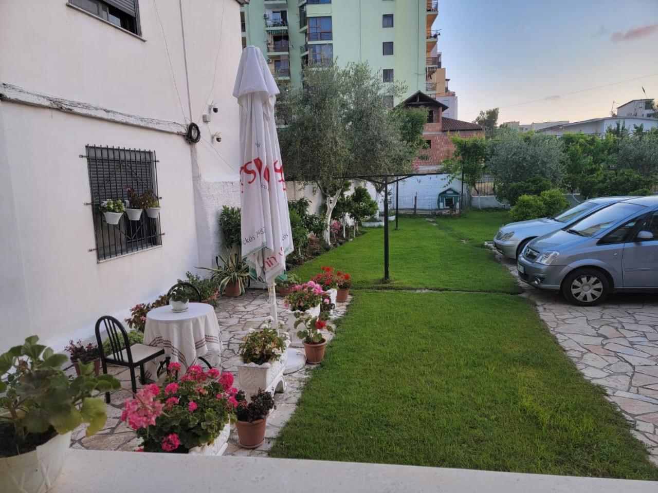 Vila Islami Durrës Exterior foto