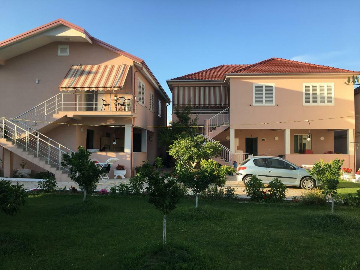 Vila Islami Durrës Exterior foto