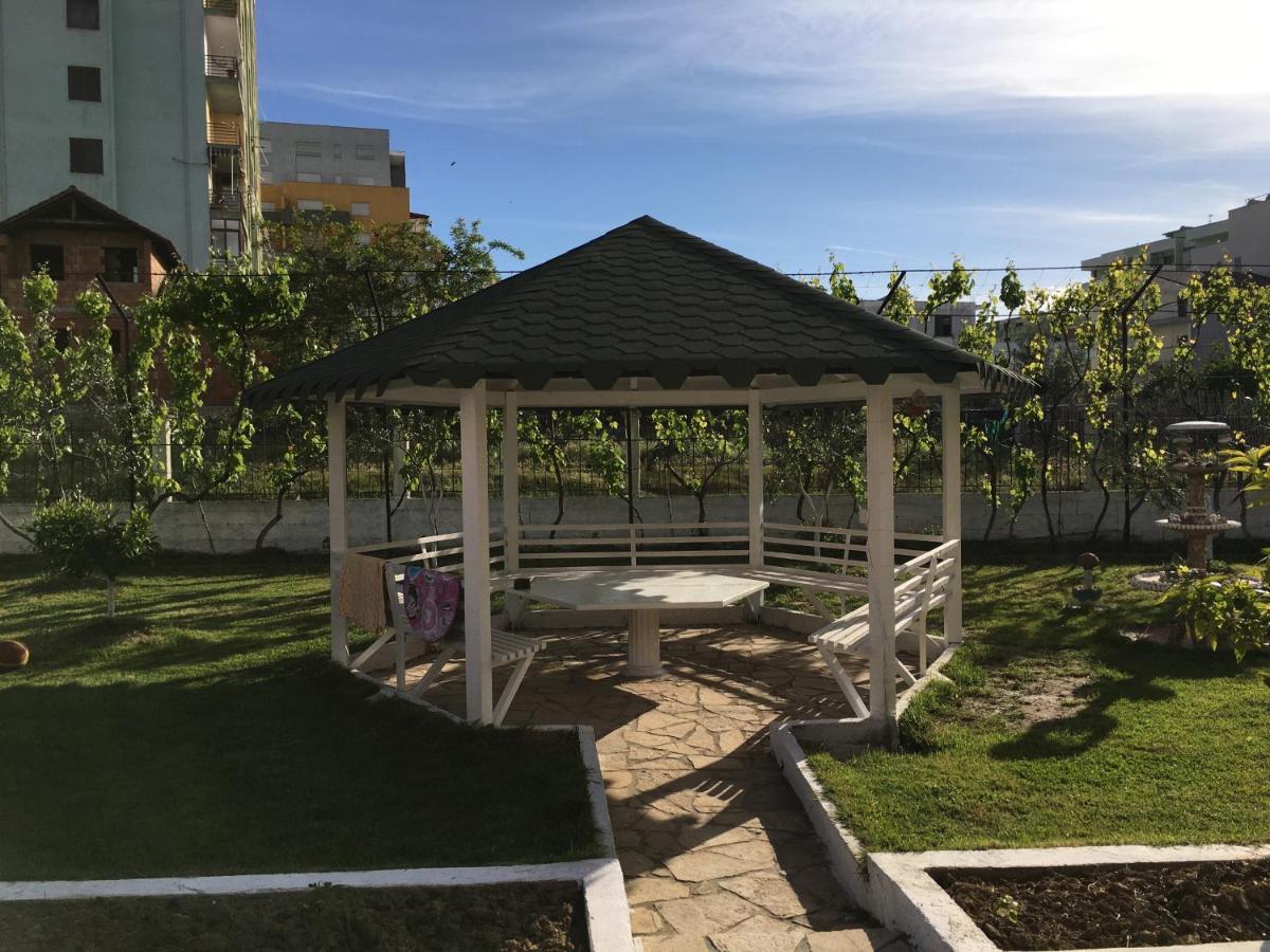 Vila Islami Durrës Exterior foto